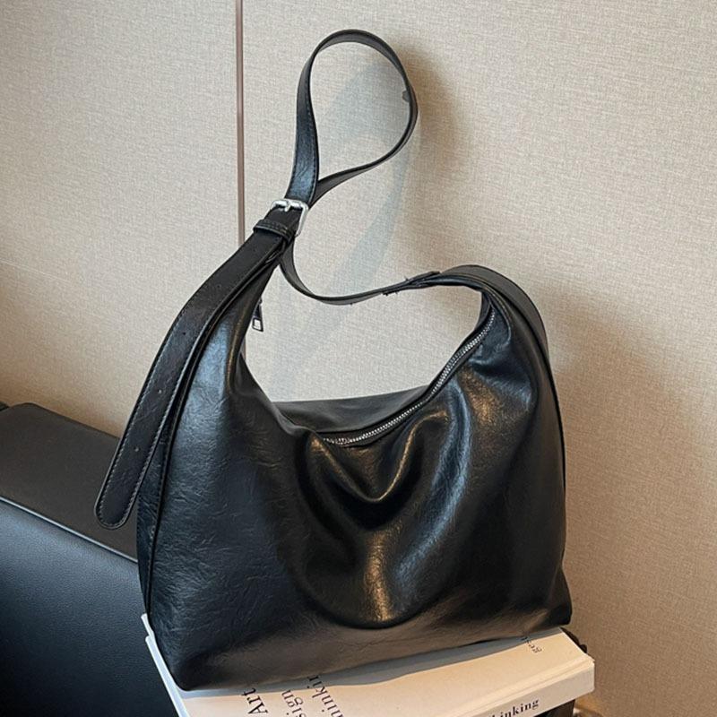 Retro bag women's large-capacity new autumn and winter versatile simple shoulder messenger bag casual tote bag