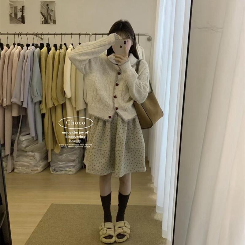 2025 Winter Korean Floral Slimming Skirt One Size абрикосовый