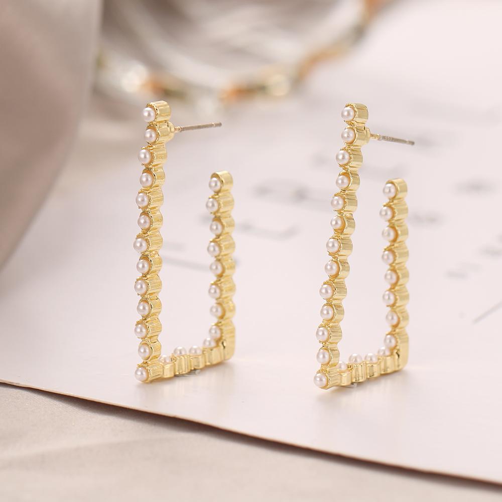 Simple Creative Exaggerated Pineapple Love Heart-shaped Geometric Chain Earrings Women Personality Geometric Girl Earrings