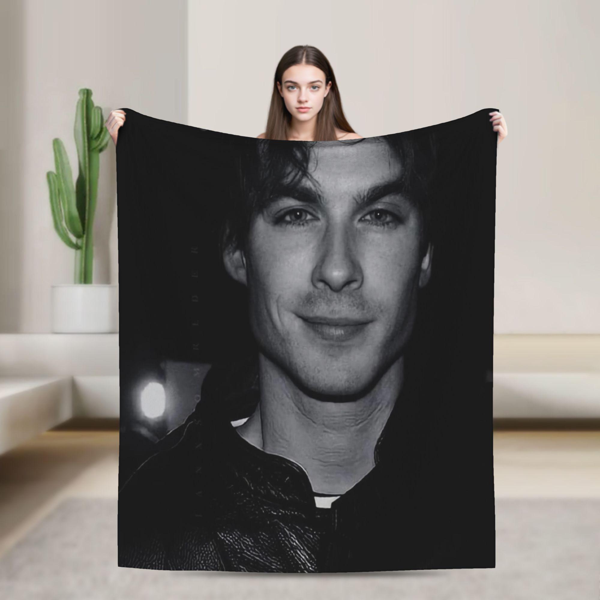 

The Vampire Diaries Damon Salvatore TV Series Flannel Blankets Warm Throw Blanket for Couch Bed Travel Bedspread Sofa Bed Cover 75x90cm