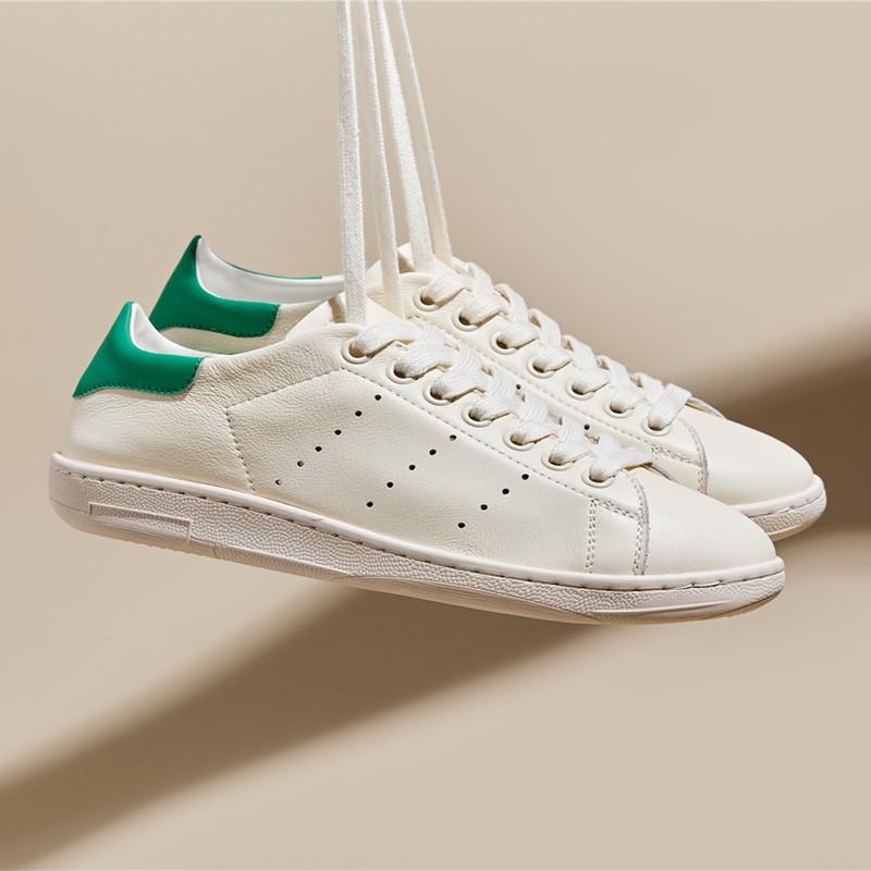 Fashion 2025 New Women's Ssneakers Shoes Non-slip Flats Women Skateboard Shoes Large Sizes, Comfortable and Casual Female White Shoes