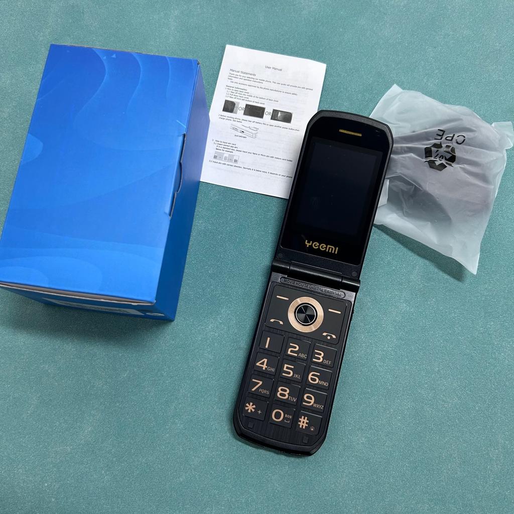 S7A 2G Flip CellPhone 2.4inch HD Dual Screen MTK GSM Dual SIM 8W Camera 1000mAh Mp3 Mp4 Type-C Mobile Phone