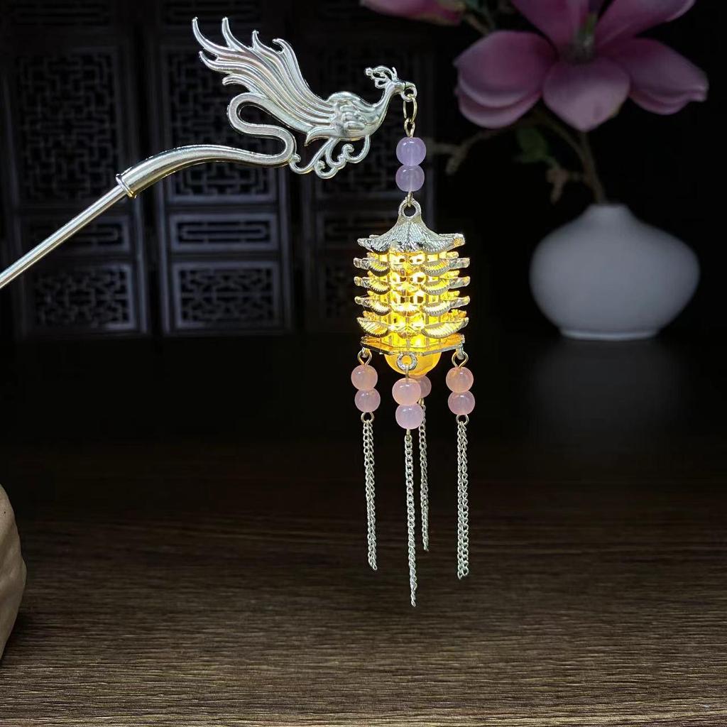 Ancient Style Luminous Hairpin: High-End Alloy Lantern Design for Hanfu Skirts