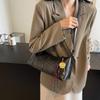 This autumn's new soft leather large-capacity casual versatile shoulder messenger bag fashionable senior commuter dumpling bag