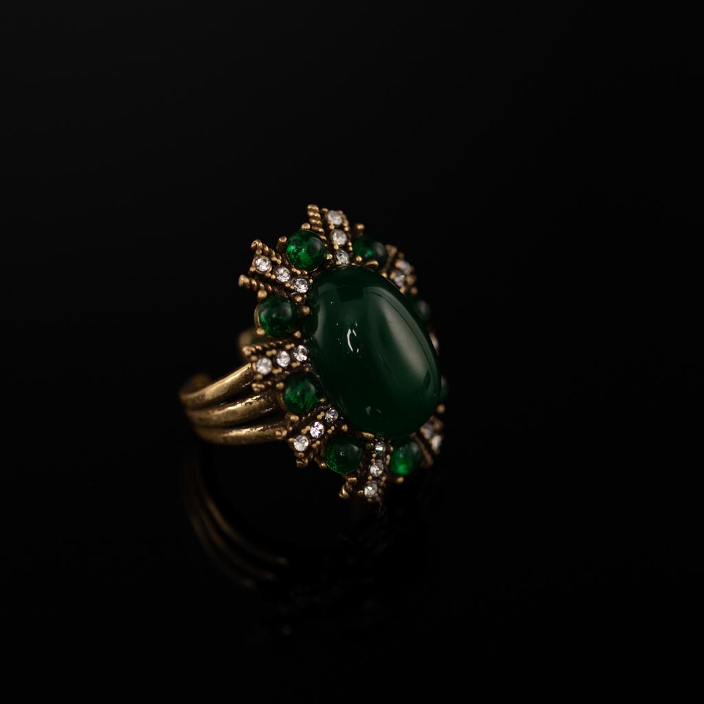 Medieval Copper Alloy Ring, Retro Court Style, High Sense Female Designer Temperament, New Ring