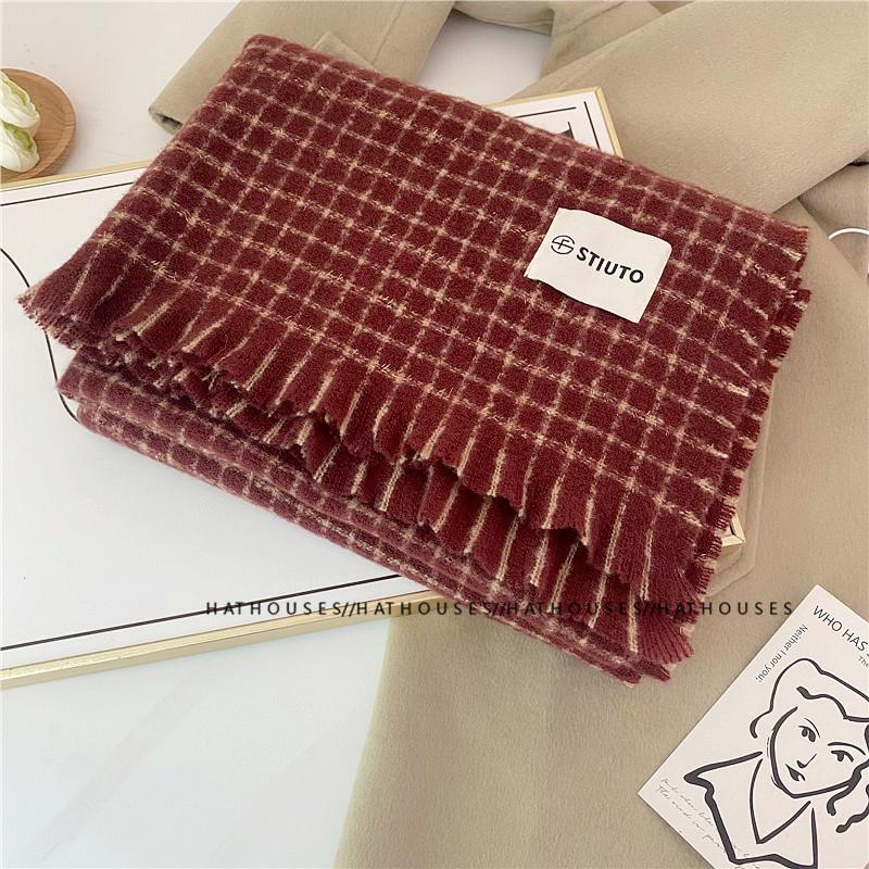 New Classic Retro Small Plaid Scarf Women's Winter Korean Version Versatile High-end Warm Couple Scarf Men