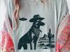 Cowboy Belgian Malinois UFO Shirt – Funny Desert Dog Tee Vintage Western Graphic for Dog Lovers and Wild West Fans, Dad Belgian Malinois Mom