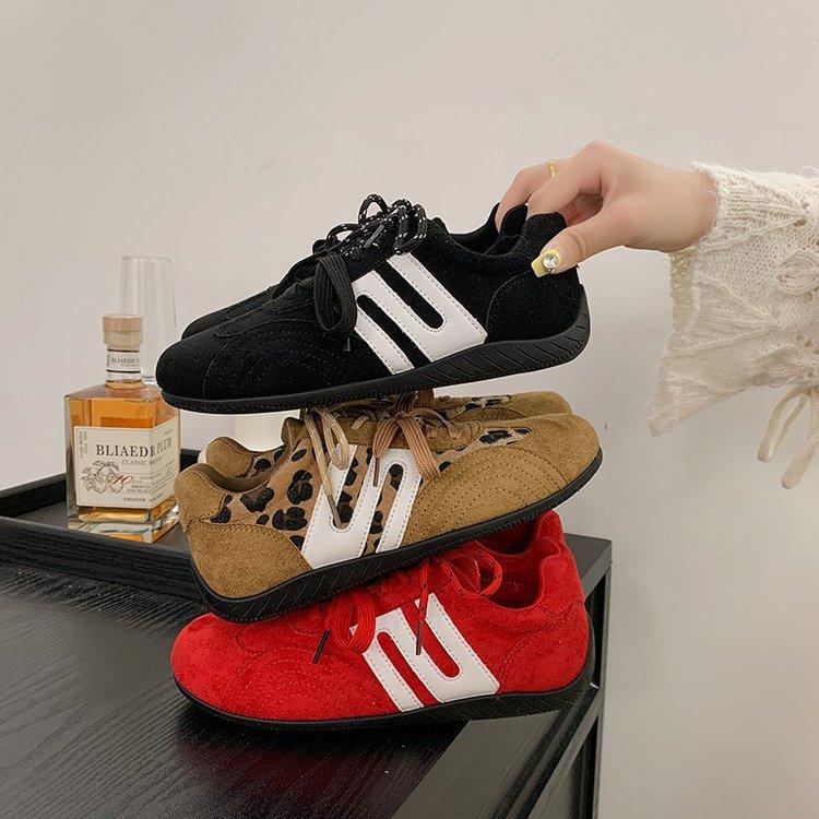 Cowhide retro leopard print German training shoes women's 2025 new versatile breathable casual light and comfortable sports board shoes women's shoes