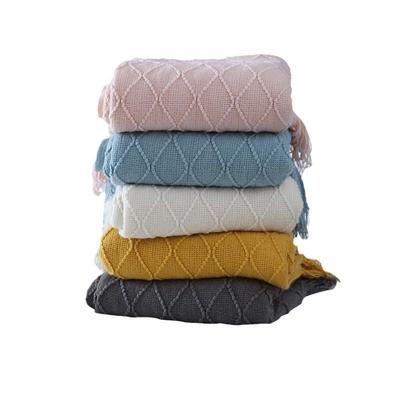 Nordic Minimalist Throw Blanket: Super Soft Decoration for Sofa, Office, Hotel, or Bed