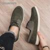 Scarpe Casual in Pelle da Uomo Autunno 2025 Slip-on Punta Tonda Taglie Grandi 39-45 Mocassini da Uomo Scarpe Comode per Uomo Loafers