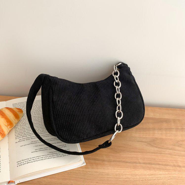 

2025 Summer Women s Versatile Crossbody Chain Bag – Simple, Minimalist Single Shoulder Design One Size