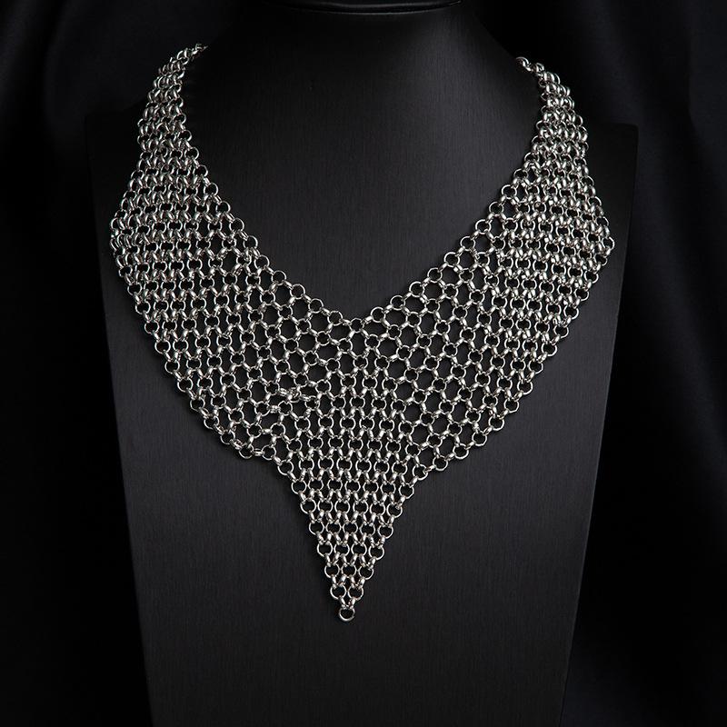 Necklace Geometric Round Splicing Personalized Necklace Exaggerated Wind Metal Tassel Clavicle Chain