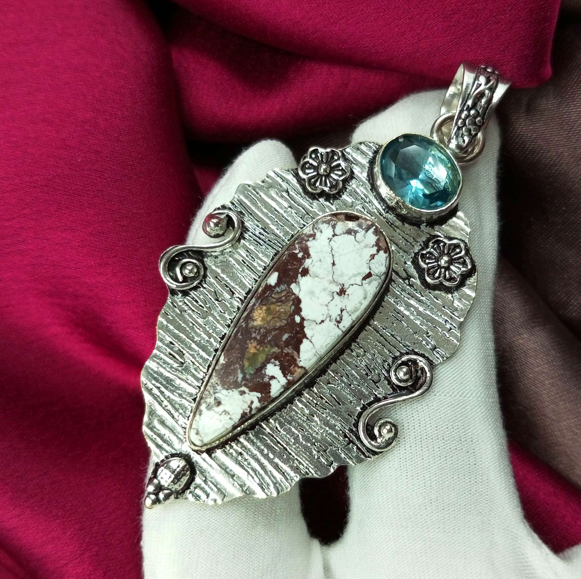 

Драгоценный камень Horse Jasper Gemstone 925 Sterling Silver Plated 2 приблизительный кулон DEPE54