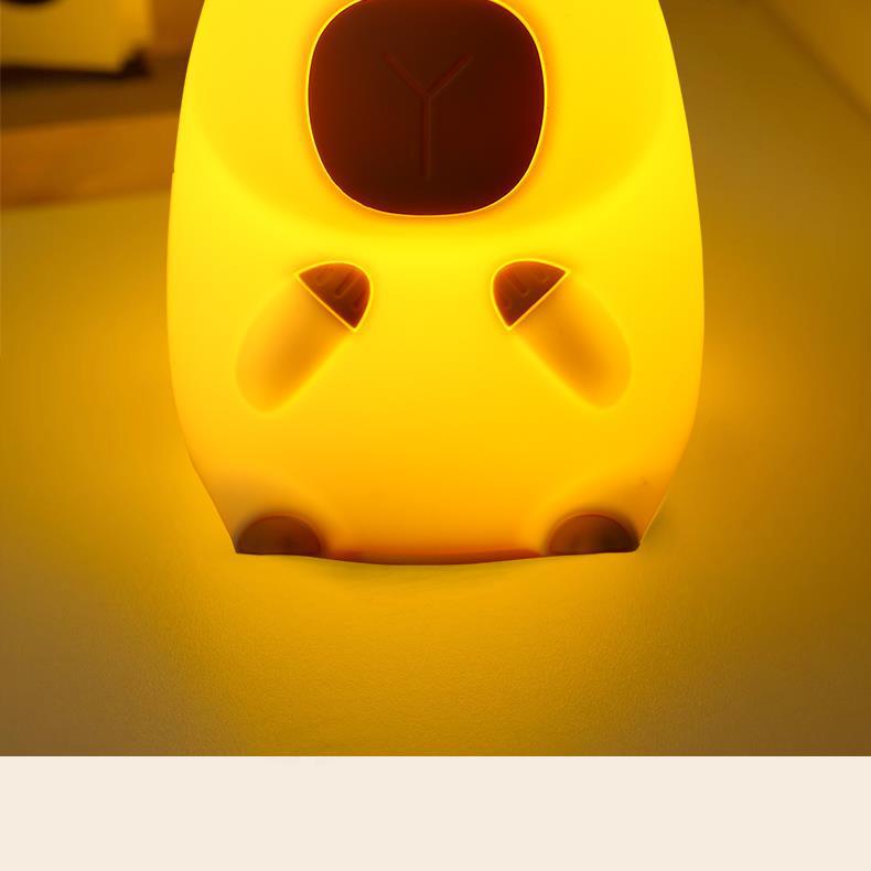 Capybara Silicone Night Light - Cute Bedroom Companion & Gift for Girls