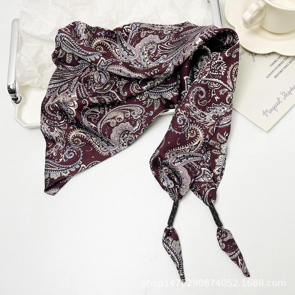 New high-end triangle scarf fashion silk scarf women's small square scarf spring and summer warm scarf thin scarf outside
