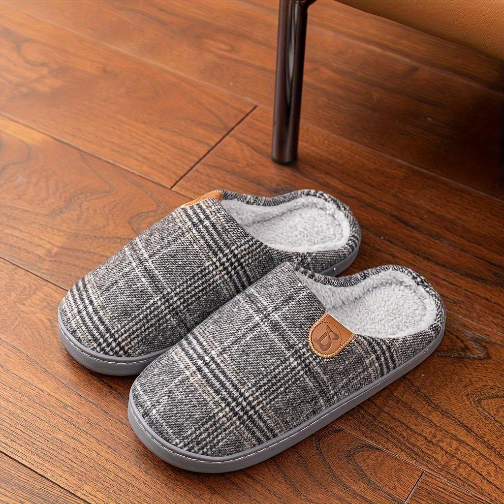 1 Pair Unisex Plaid Slippers, Casual Round Toe Indoor House Shoes, Soft Fabric Lining and Sole, All Season Comfort Footwear for Home and Office