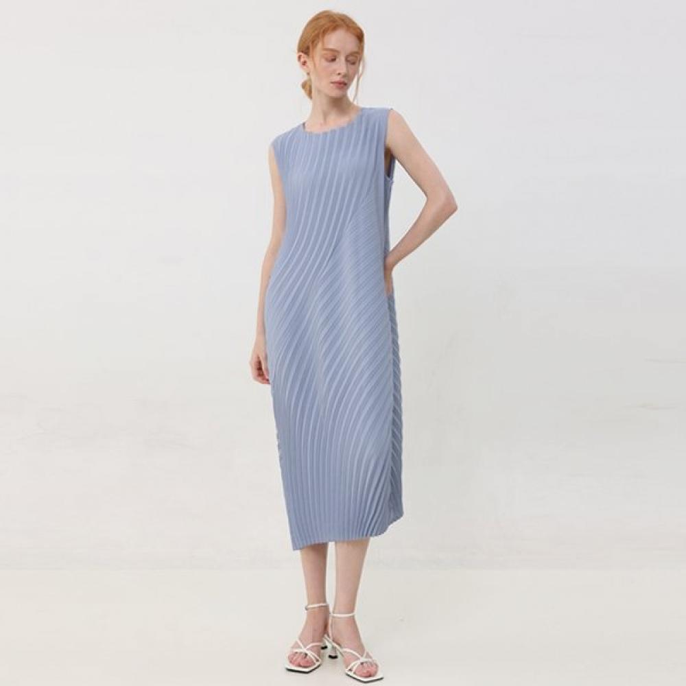 

Twisun Pleece Mood Pleated Sleeveless Dress FREE/SKYBLUE