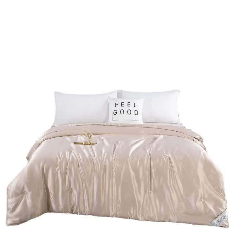 Moncaloni Jacquard Handmade Mulberry Silk Quilt