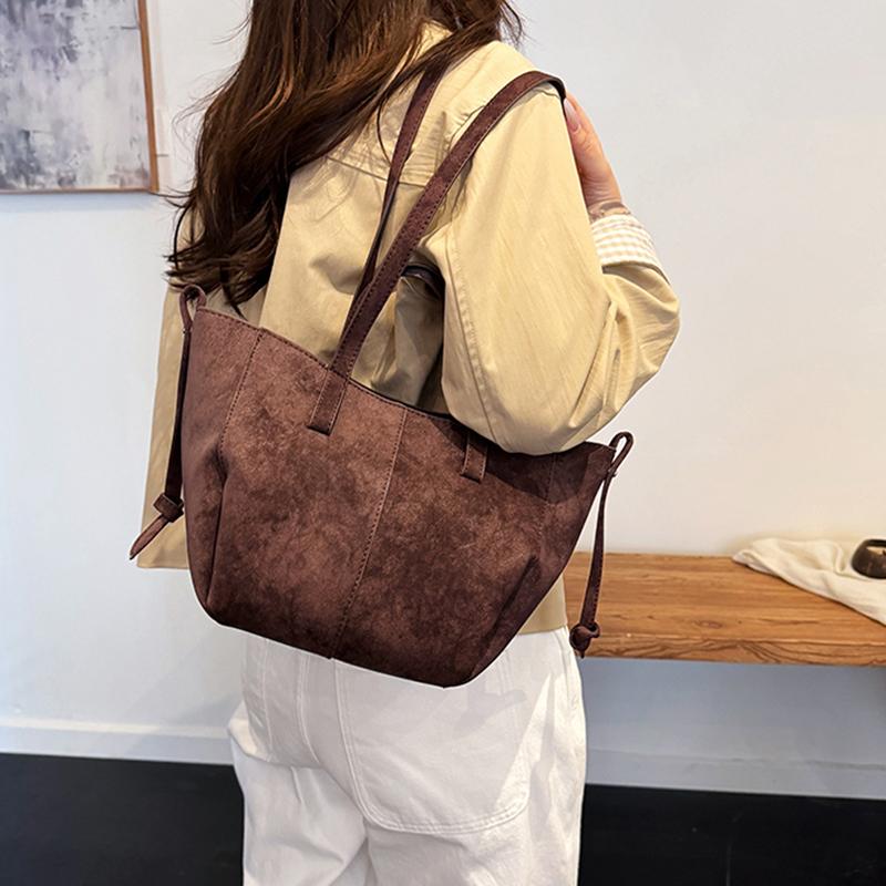 New Womens PU Leather Shoulder Bags Retro Tote Bag Autumn Winter Suede Large Capacity Shoulder Bag Versatile Commuting Bag