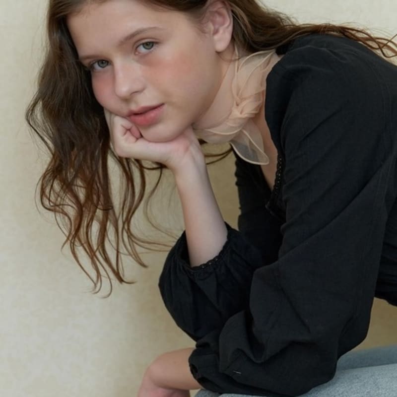 

СРЕДИ ОРГАНЗОВОГО ШАРФА-ЛЕНТЫ_БЕЖЕВЫЙ BEIGE