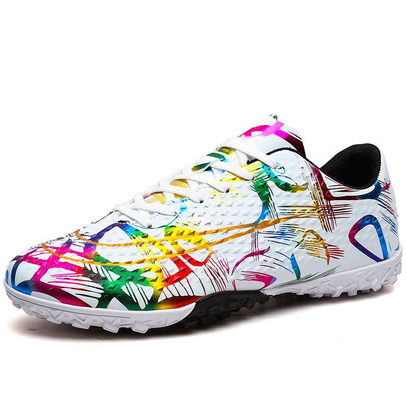 

Football shoes low-top leather surface long nails broken nails flat bottom rubber nail bottom children adolescents adult men and women sports shoes 46