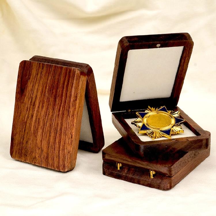 Practical Coin Storage Solution Wooden Medals Presentation Box Jewelry Organizer