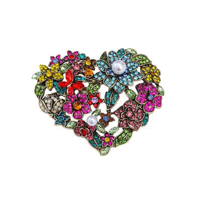 Retro-inspired Statement Heart Brooch Fashionable And Elegant Clothing Heart-shaped Pin Accessory And Creative Outerwear