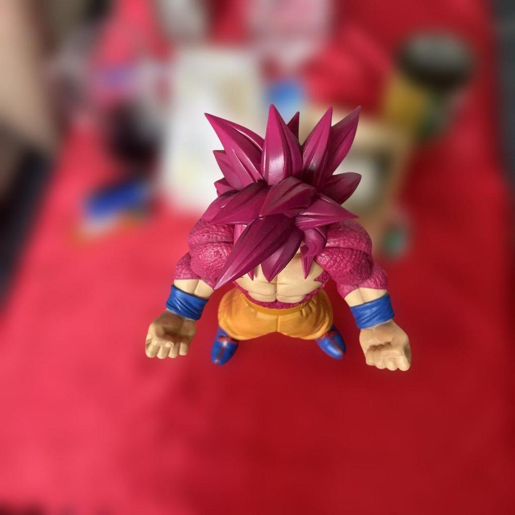 [USED] Gogeta Figure