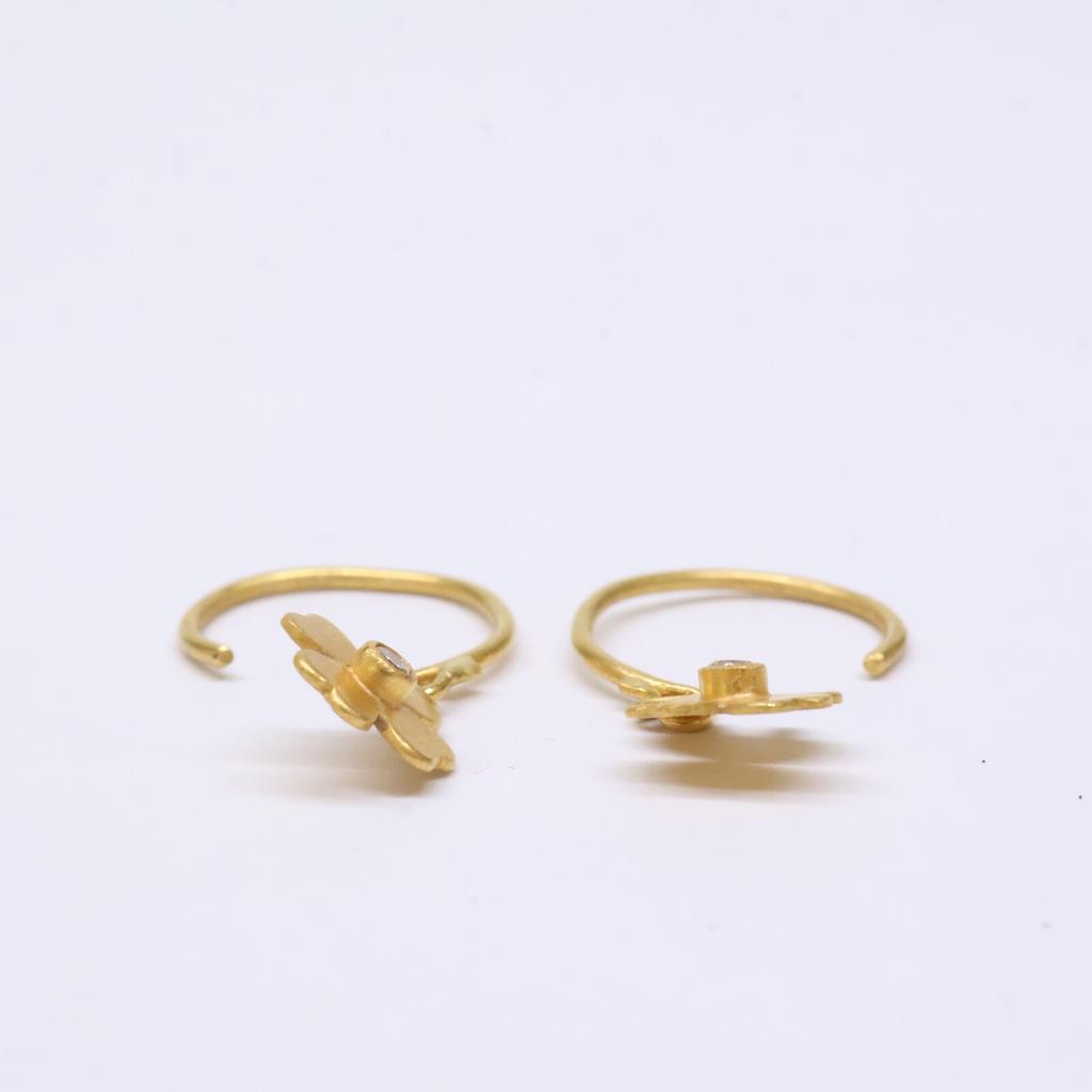 Marie-Helene de Taillac 22K 0,04 ct Diamant Precious Clover Creolen Gelbgold Gebraucht