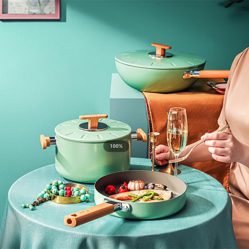 Hermand Aista 3-Piece Cookware Set