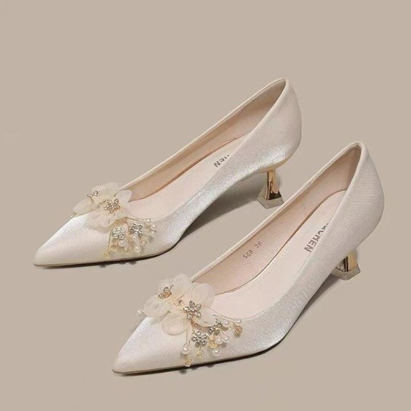 

Flower Pearl Women High Heels Shoes Crystal Luxury Sandals Elegant 2025 Trend New Summer Pointed Toe Shoes Woman Pumps Zapatos 34 бежевый