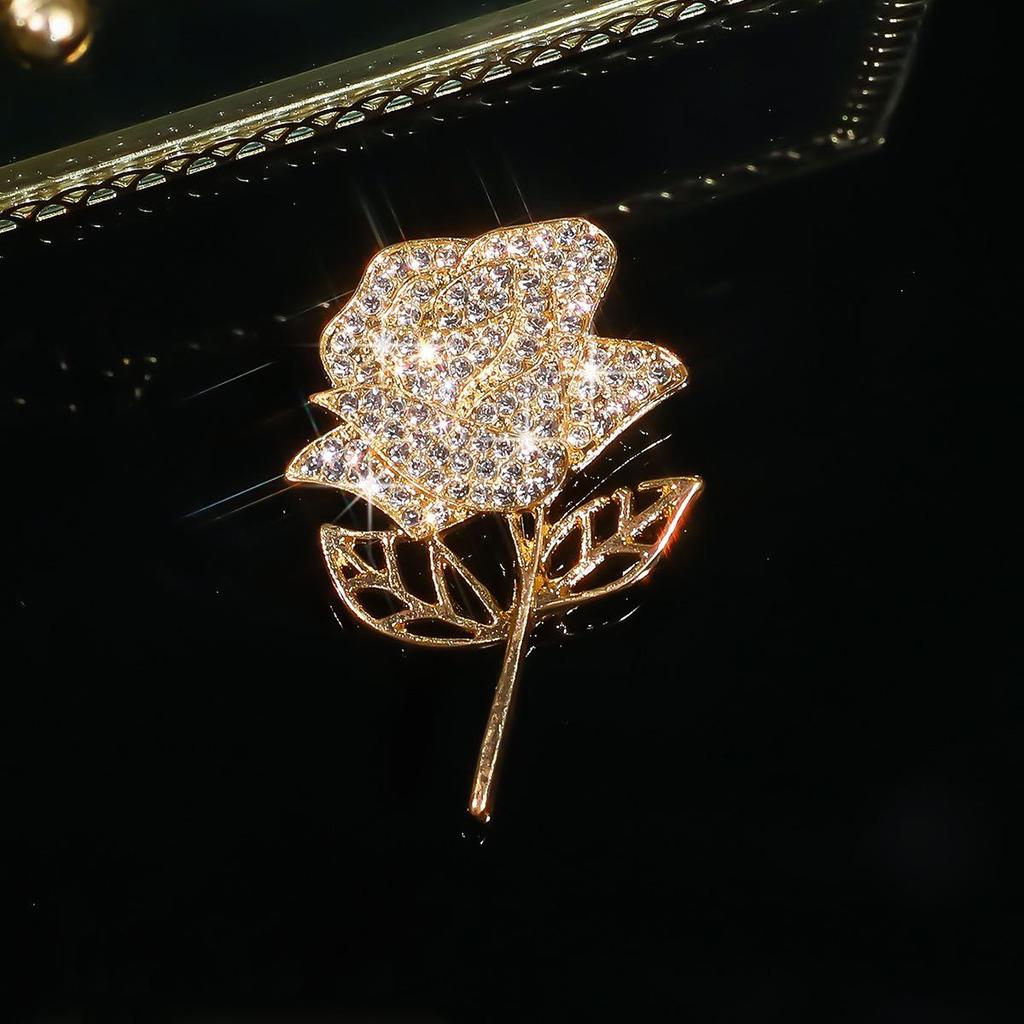 Elegant Rhinestone Rose Brooch: Sparkling, High-Grade, Versatile Pin for Suits and Anti-Exposure Fixing.