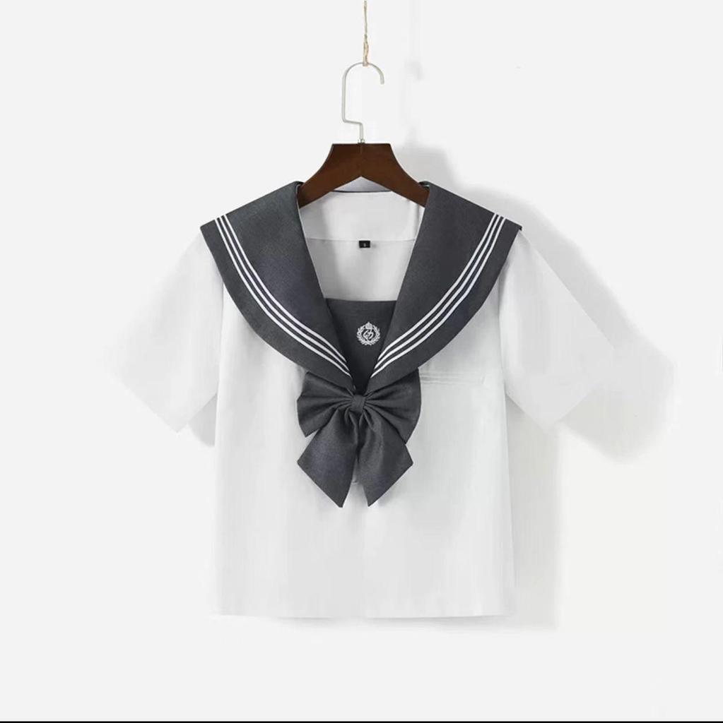 Japanese Embroidery Gray JK School Uniform: Sailor Suit with Short/Long Sleeves & Pleated Skirt for Spring/Autumn.