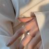 2 Stück Modische Ringe mit Herz-Ausschnitt Öffnungsringe Bequem zu tragen Fingerringe Party-Accessoire Ringe Metalltextur
