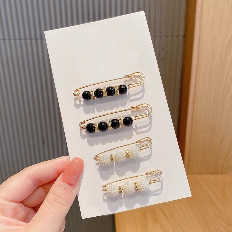 Women's Adjustable Pearl Safety Pin for Waist-Cinching and Neckline Fixing