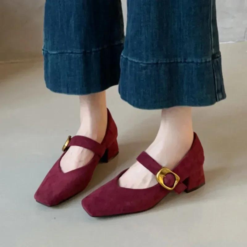 Fashion Janes Vintage Wildlederimitat Pumps Eckige Zehenpartie Kleidschuhe 2024 Herbst Schnallenriemen Hohe Absätze Damenschuhe