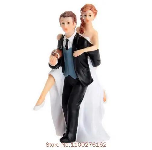 Funny Wedding Cake Toppers Dolls Romantic Bride And Groom Figurines Stand Topper Decoration Supplies Marry Resin Figurine