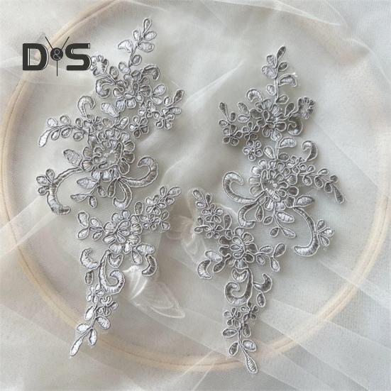 2 Pcs Embroidery Lace Applique Sewing Flower Fabric Collar Patch Motif Wedding Gown Dress Bridal DIY Crafts for Daily Wear Tailor Shops