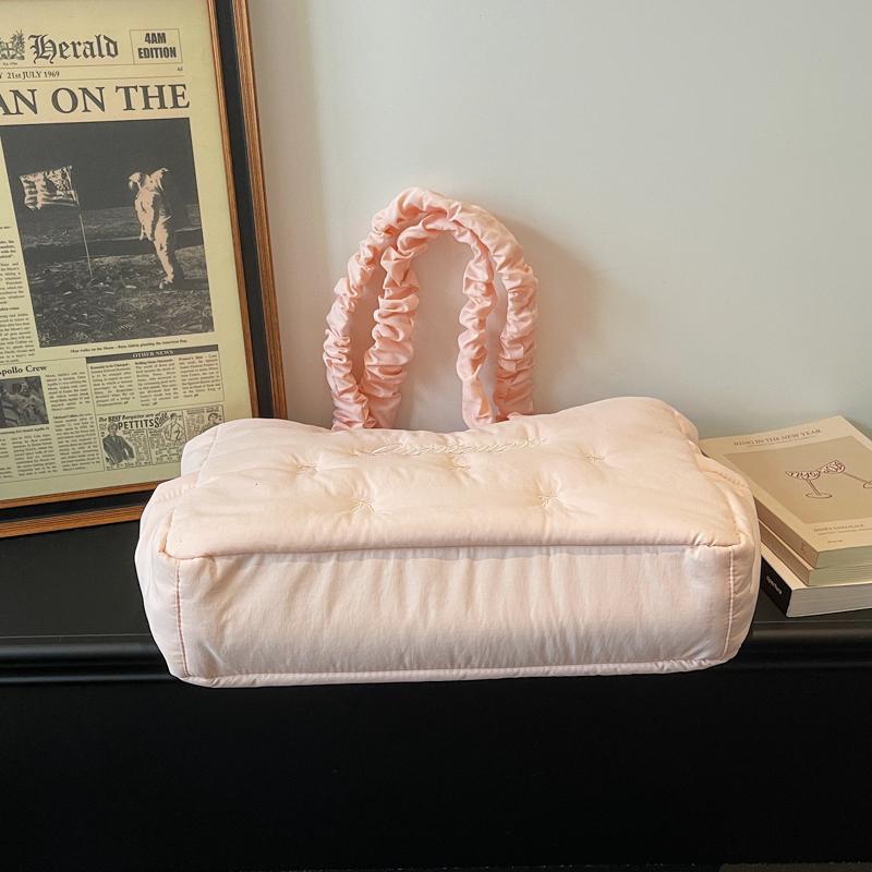 Quilted Tote Bag Women Fashion Soft Handle Shoulder Bag for Daily Use and Casual Outings