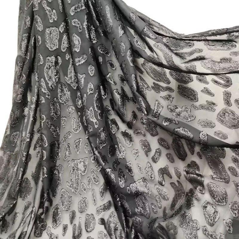 1meter Black Color Metallic Bright Silk Fabric Flower Chiffon Fabric for Stage Costume Decoration DIY Sewing Clothing