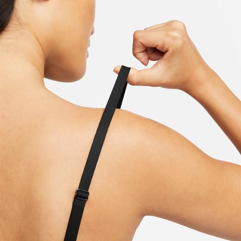 Nike Sujetador Deportivo Dri-Fit Alate Minimalista Soporte de Baja Intensidad Ropa Interior de Mujer Negro DM0527-010