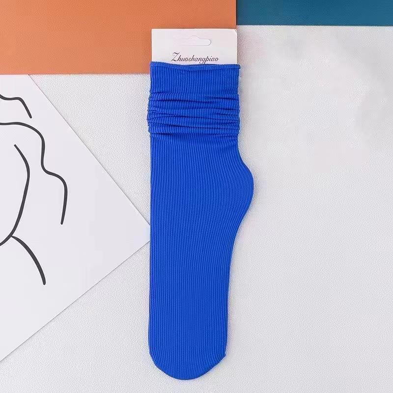 

Женские весенне-летние дышащие и влагоотводящие бархатные холодные носки, простые и мягкие носки-гольфы с махрой средней длины, бесшовные носки 1 pair темно-синий