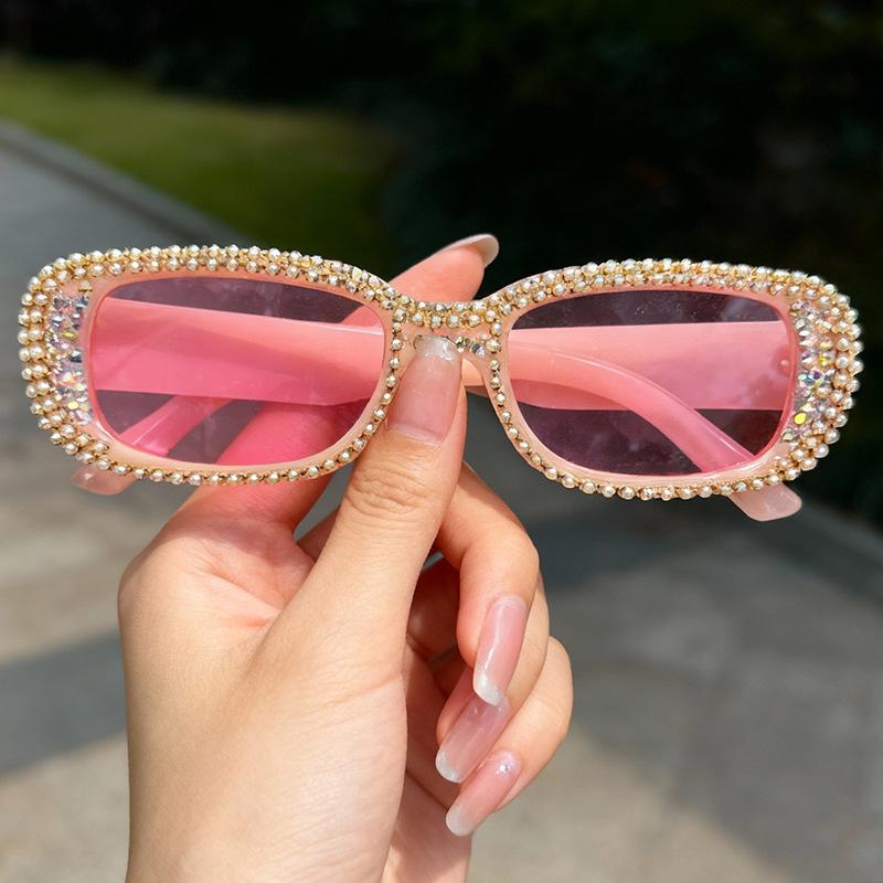 2026 Luxury Rhinestone Rectangle Sunglasses For Women Vintage UV400 Protection Y2K Fashion Shades Birthday Gift KJ217