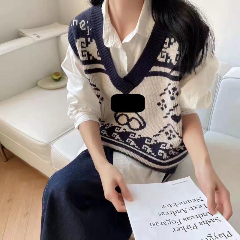 Korean Fashion Sweater Vest Women V Neck Sleeveless Autumn Harajuku Doodle Bear Loose Knitted Pullover