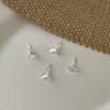 Su Chuang S925 Sterling Silver Ginkgo Leaf Stud Earrings - High-End Niche Design for Girls, Comfortable and Elegant Ear Piercing Care.