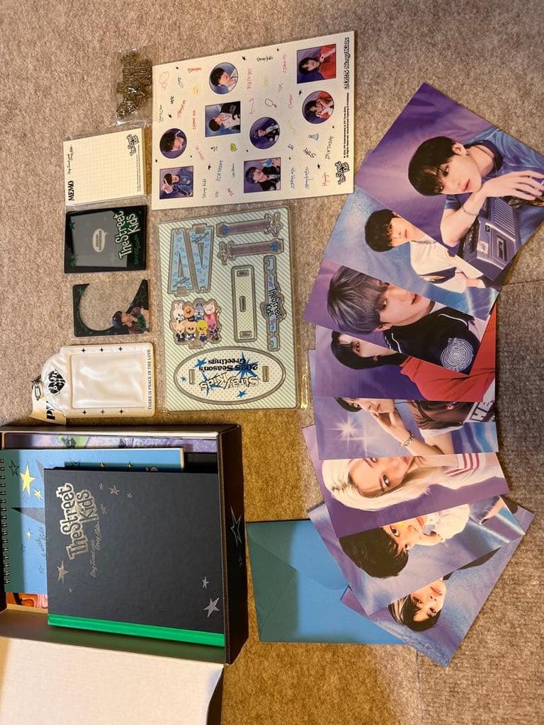 [USED] Straykids Season's Greetings 2025