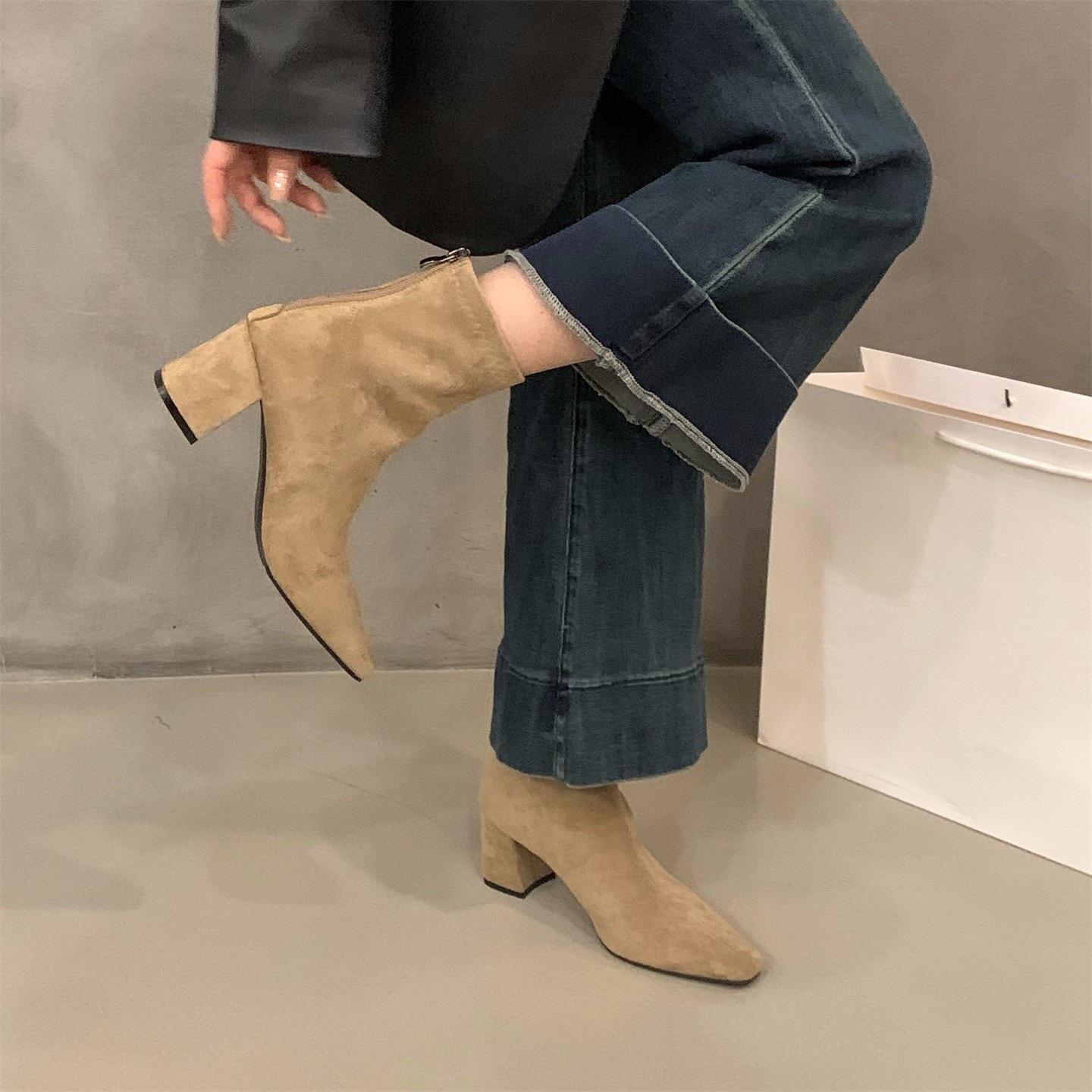 

Coarse Heel High Heel Boots Khaki Suede Skinny Short Boots Women s Boots Autumn and Winter Small Naked Boots Martin Boots 39