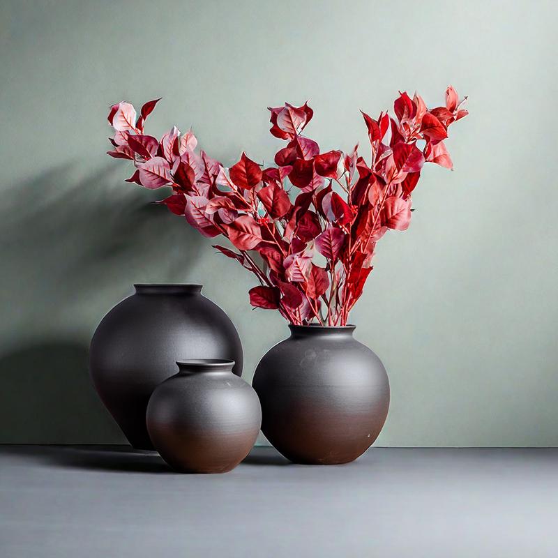 Jingdezhen Ceramic Vase: Retro Chinese Pottery for Living Room or Dining Table Flower Arrangements.