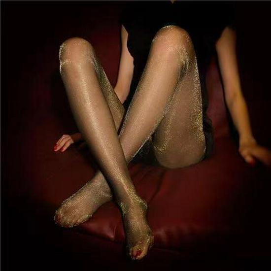 

First-tier Women s Pearl Shiny See-Through Pantyhose with Bare Leg Effect and Open Crotch, Moonlight Black Silk Matte Seam