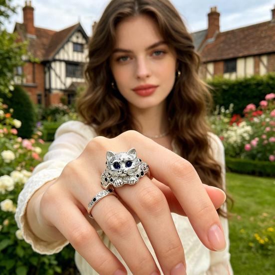 Finger Ring Adjustable Fit Hand-Engraved Kitten Silhouette Ring with Sparkling Rhinestones Polished Alloy Finish Finger Band
